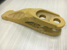 Sostituzione dei denti del secchio escavatore Jcb 332-C4388