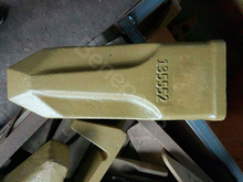 Escavatore Caterpillar J550 1u3552RC denti e adattatori per secchio