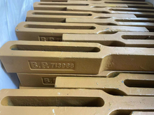 Pulitore per barra raschiante compattatore Caterpillar 826G 7I3968